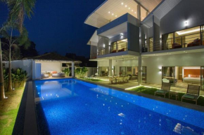5-bdr luxury villa at a villa resort with beach club and concierge service